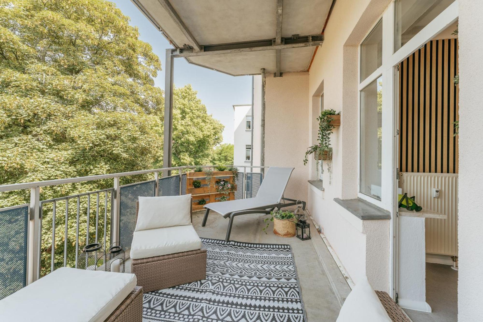 Premium Quartier Clara , Karl Und Fritz Auf Dem Kassberg Mit Eigenem Stellplatz Apartment Chemnitz Ngoại thất bức ảnh