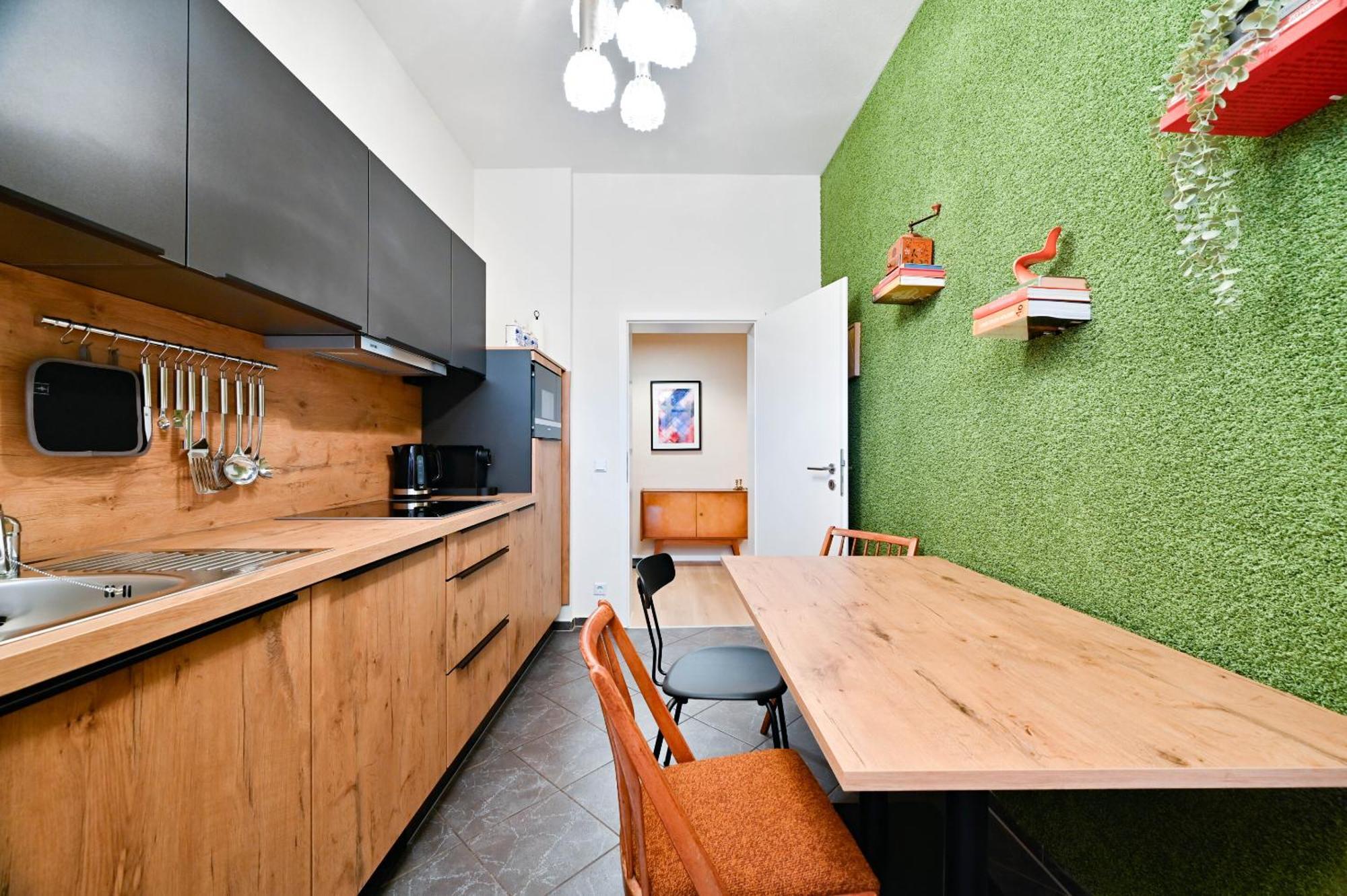 Premium Quartier Clara , Karl Und Fritz Auf Dem Kassberg Mit Eigenem Stellplatz Apartment Chemnitz Ngoại thất bức ảnh